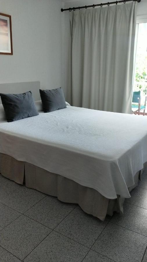 Hostal S'Algaret 福尔内利斯 外观 照片