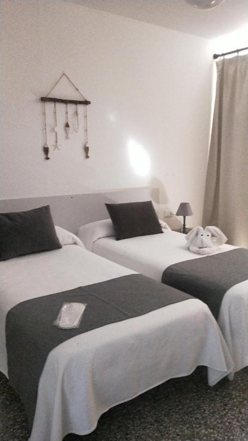 Hostal S'Algaret 福尔内利斯 外观 照片