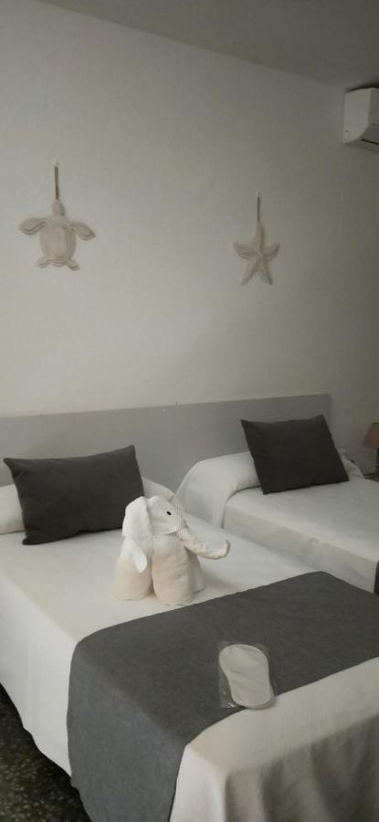 Hostal S'Algaret 福尔内利斯 外观 照片